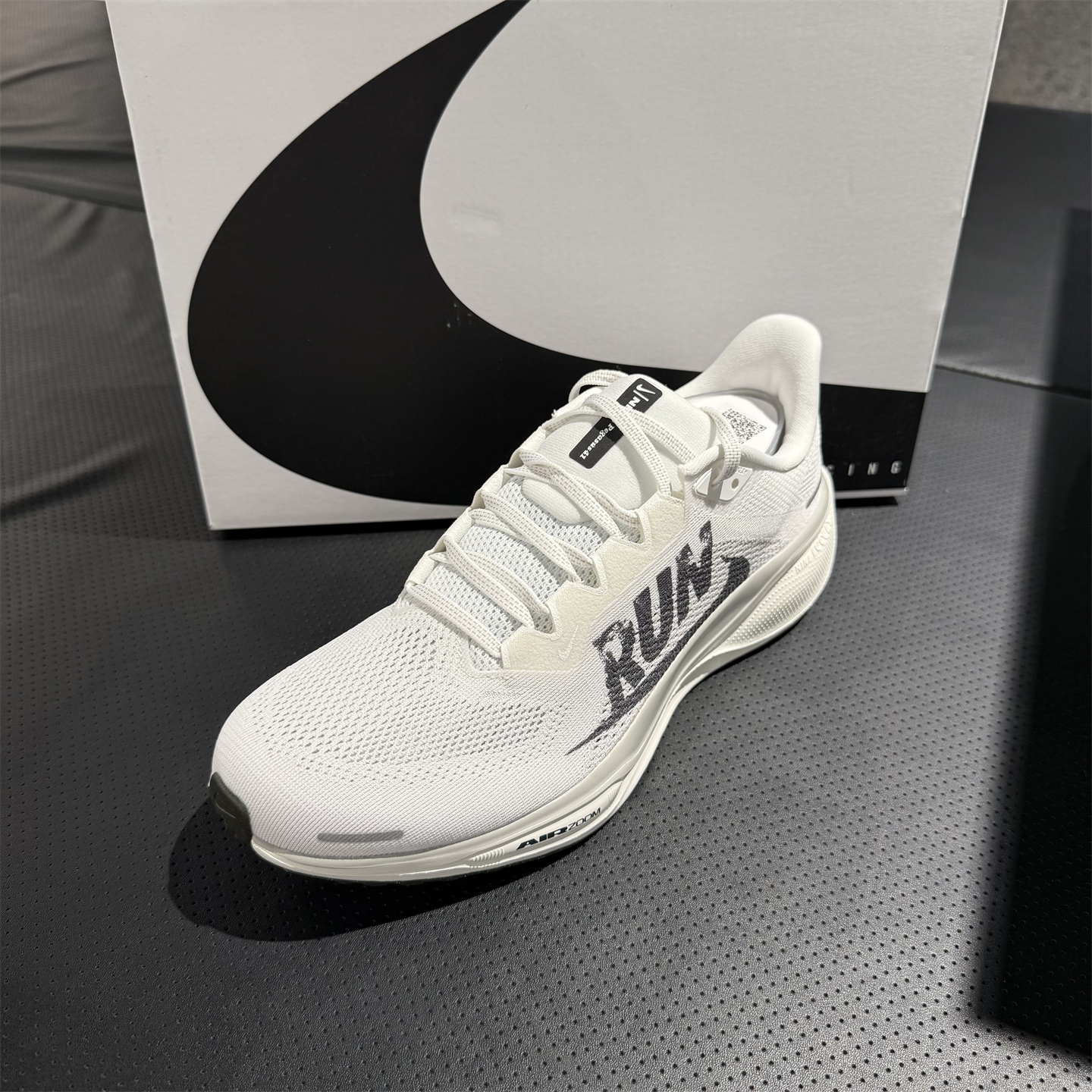 耐克男子飞马41公路跑步运动鞋