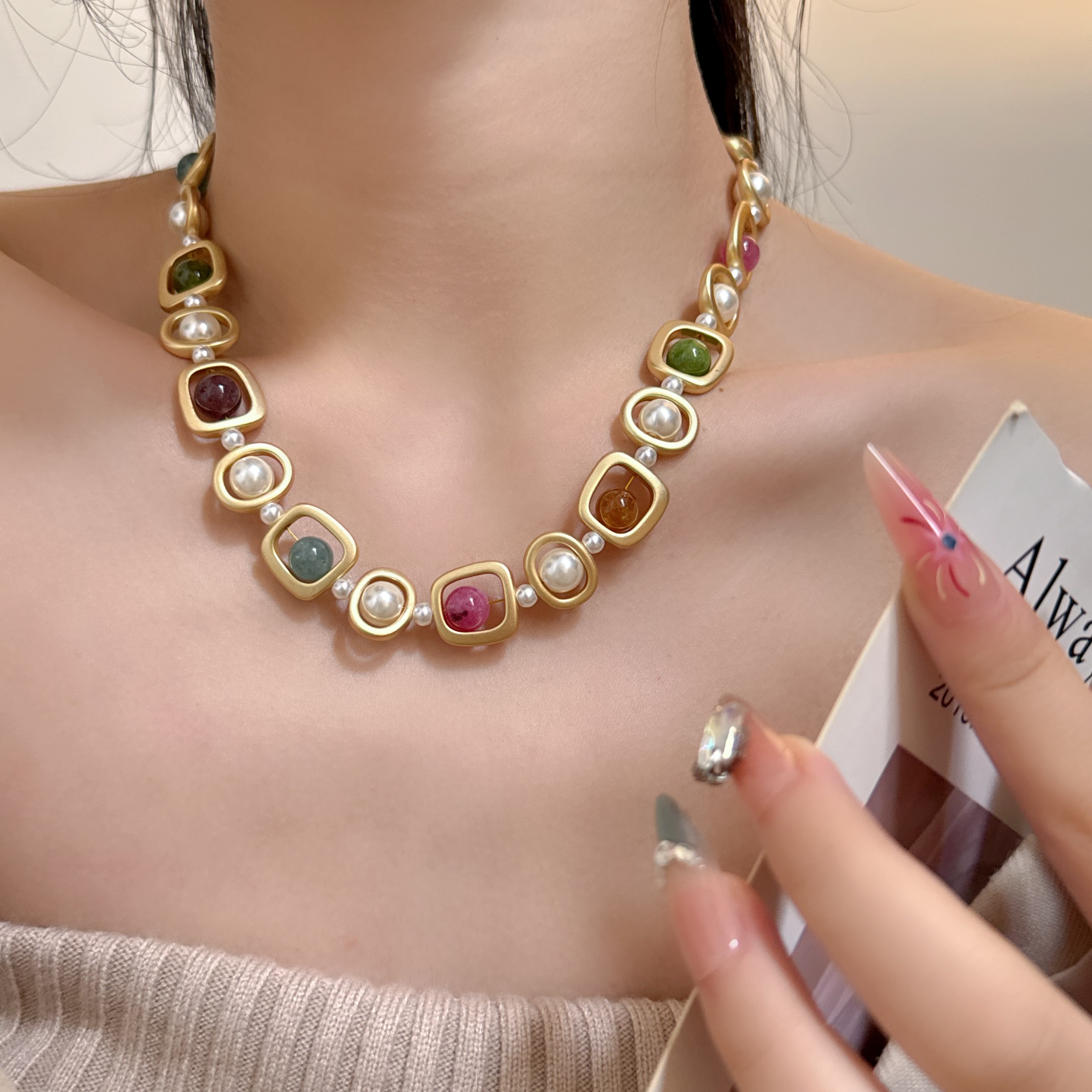 法式清冷感金属几何方块珍珠项链