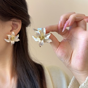 中古气质重工金属滴油花朵耳环女小众设计高级感耳钉夸张耳饰