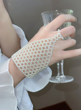 串珠编织珍珠套指一体式手链手镯
