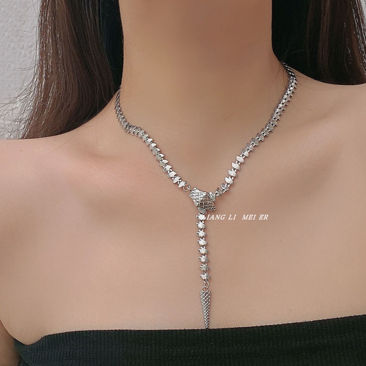 金属多戴法女蛇头项链毛衣链