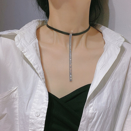 高级感皮质短款项链女小众设计感