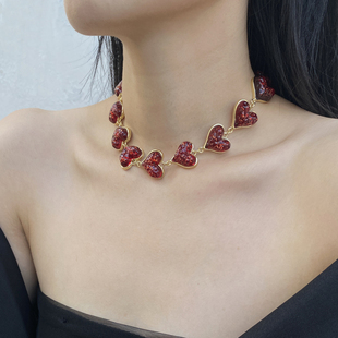 时髦Vintage复古红色爱心琉璃项链锁骨链女轻奢颈链晚会礼服颈链