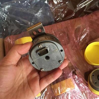 重载型光电编码器PMG10-SHL.15P0.36000.A堡盟传感器