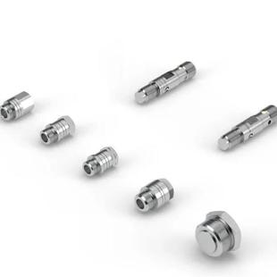 R35 5016649 330264 齿轮泵