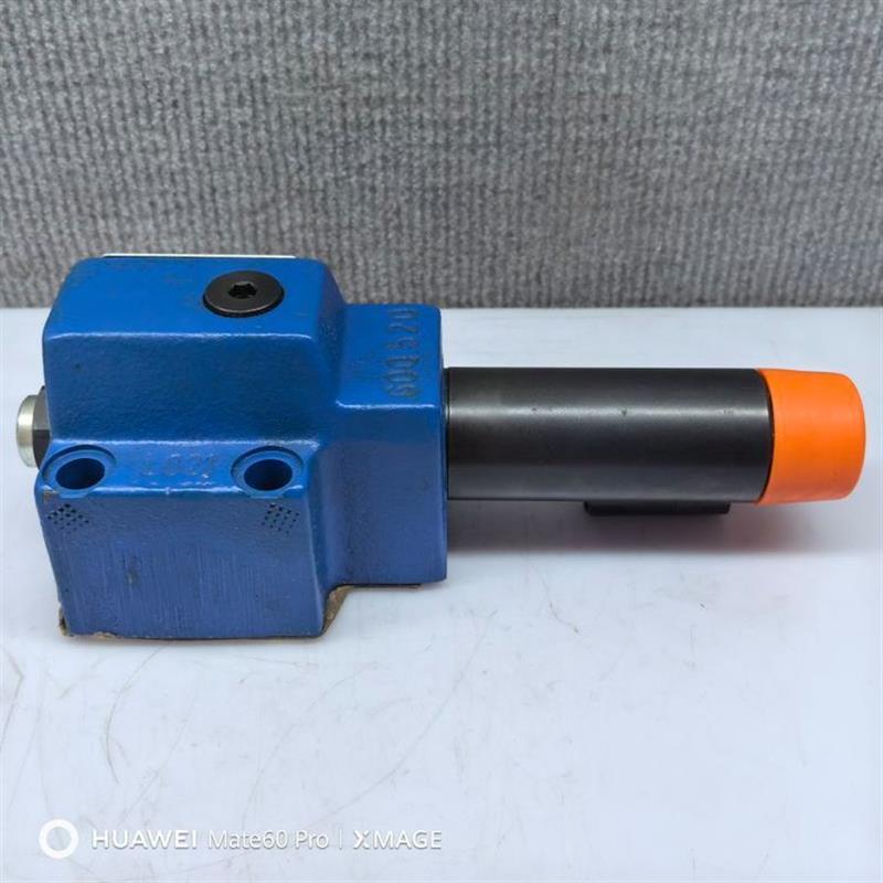 R900501385 DR10DP2-4X/210YM # 液压阀液压元件全新库
