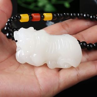 和田玉手把件 男女款年手玩件玉石小摆件