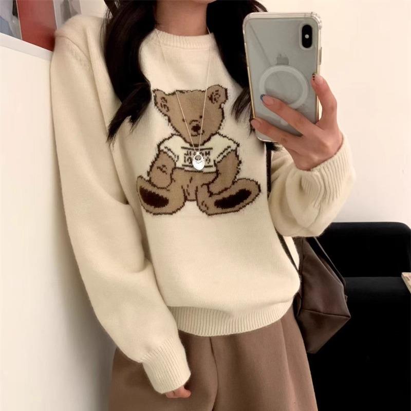 新款复古宽松卡通毛衣女小熊提花