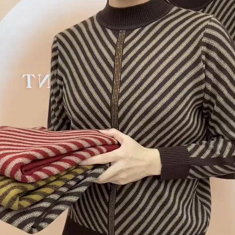 冬季时尚圆领条纹拼接保暖毛衣