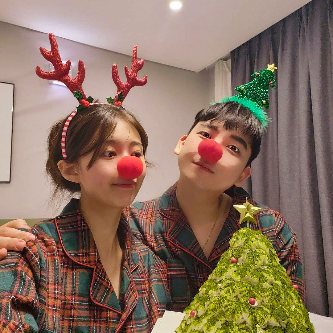 诗而爱圣诞节圣诞树鼻子头