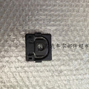 适用于沃尔沃s90s80s60xc60xc40xc90v60v40s40水箱胶墩固定支架垫