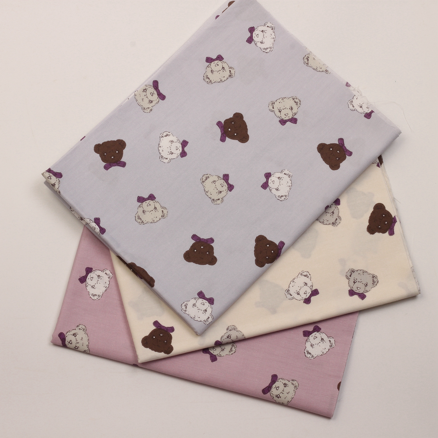 1.6米幅宽40支斜纹小熊纯棉布料