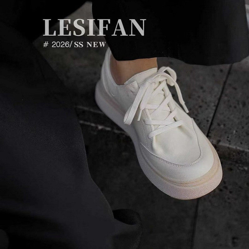 乐思凡lesifan2026年春 新款女鞋 真皮 简约 休闲板鞋百搭舒适轻