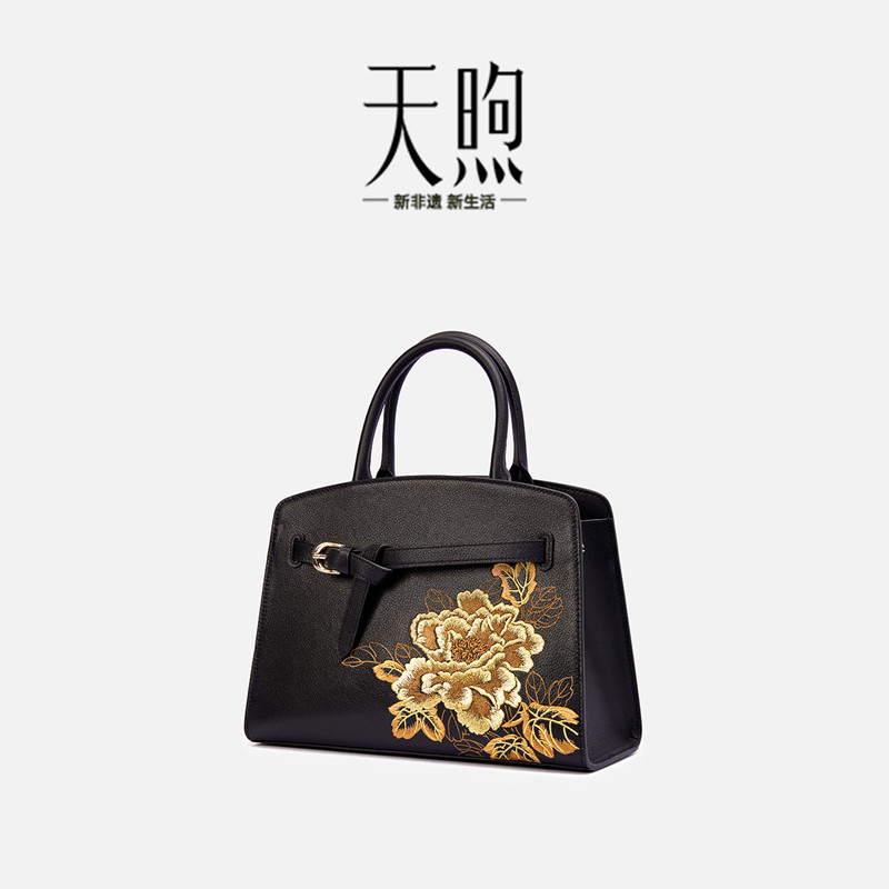 Pmsix女包中国风妈妈包旗袍包女