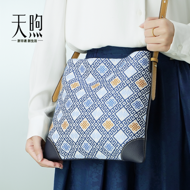 Pmsix女包腋下包中国风托特包女