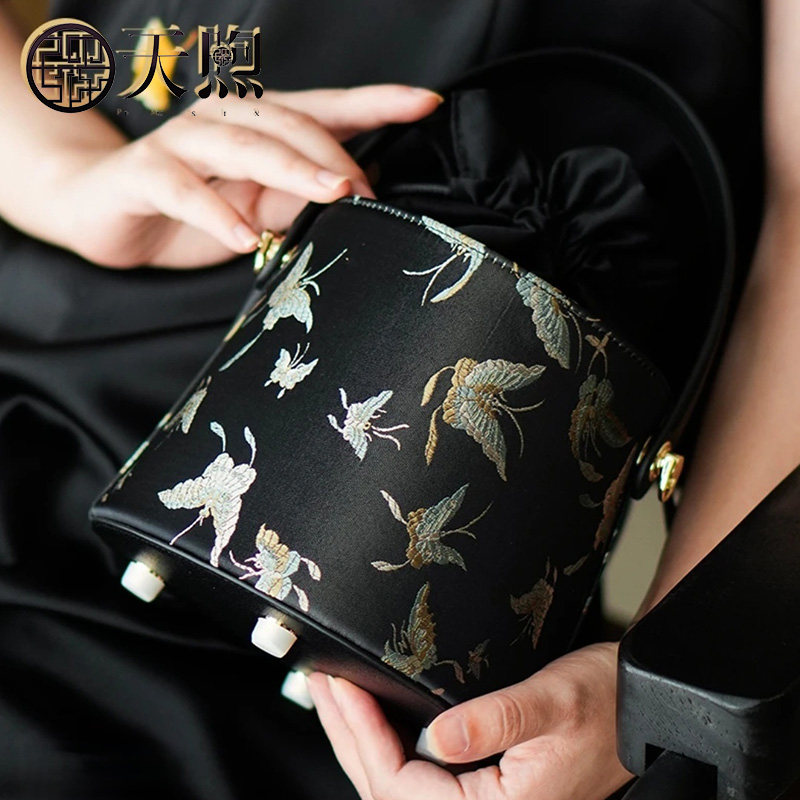 pmsix女包中国风旗袍包水桶包女