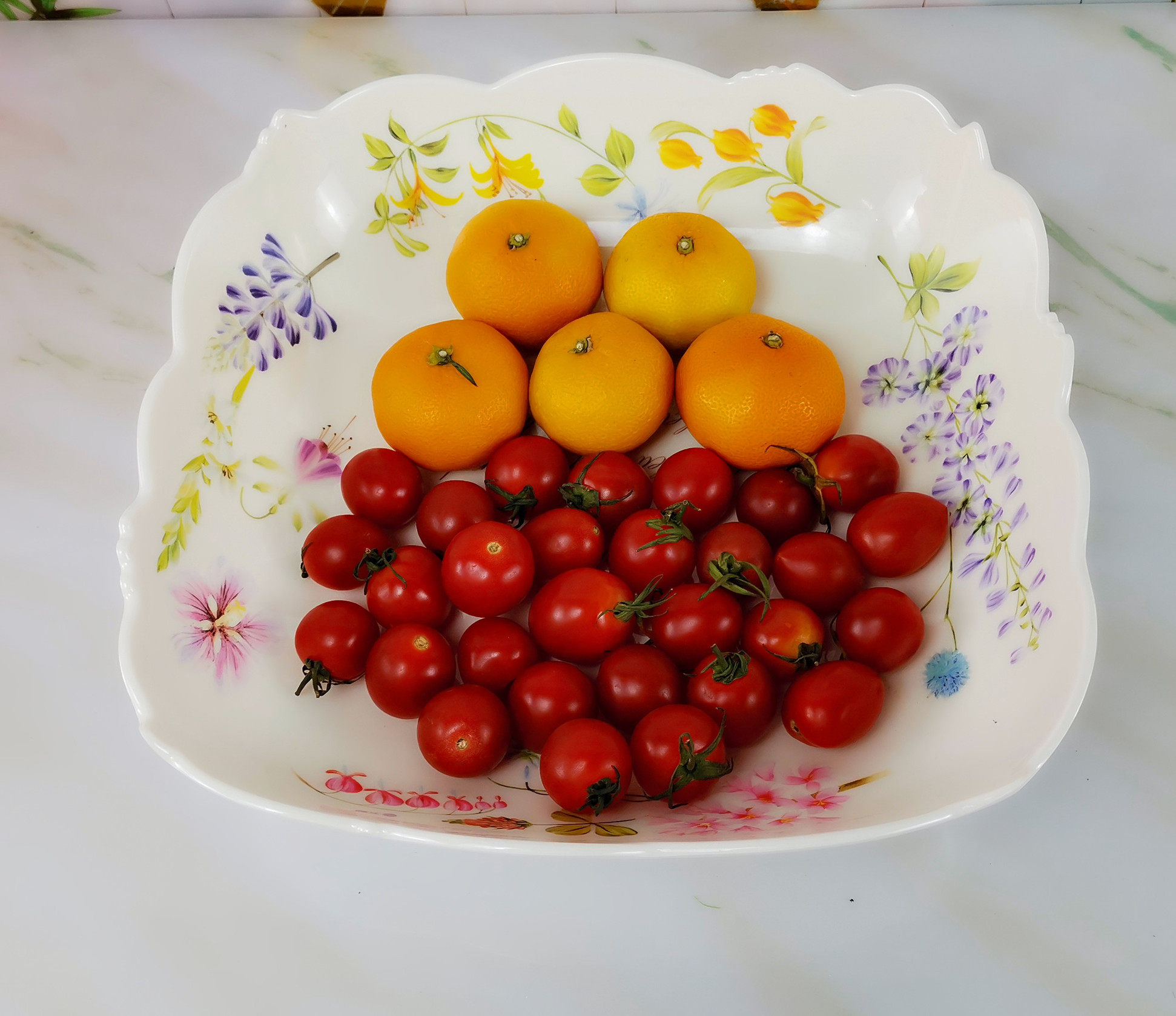 五和密胺欧式创意迎春438圆形镂空果盘家用迎客摆盘清新简约水果