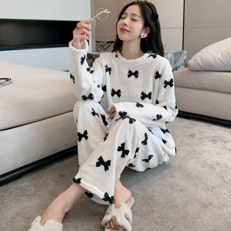 品质珊瑚绒暖暖套装女百搭显瘦潮