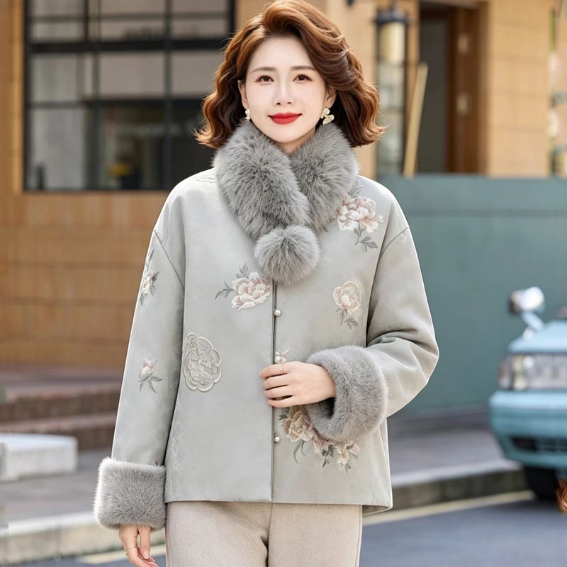 妈妈装冬季国风刺绣可拆毛领棉服