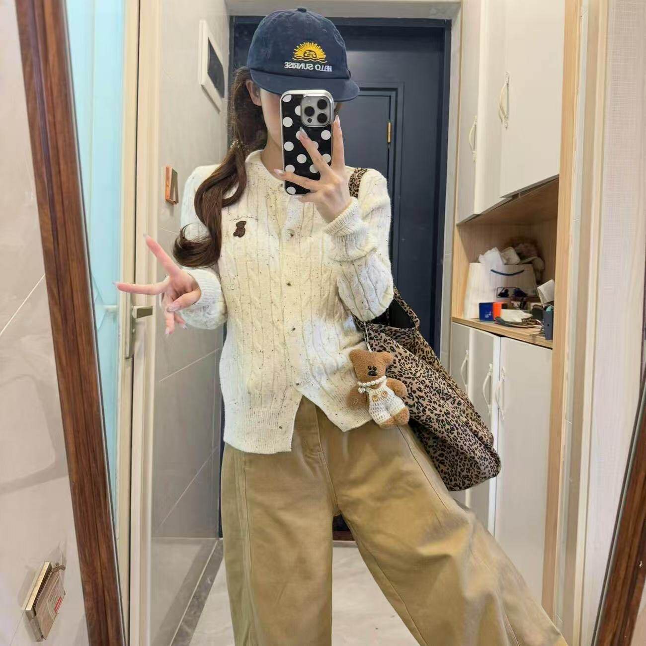 高级感麻花针织开衫女秋冬修身显瘦长袖软糯圆领毛衣外套小众上衣