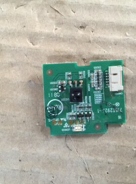 AOC L42BS86FU遥控接收板715T2923-1