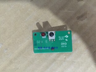 TCL L46P21FBD遥控接收板40-32F320-IRC2XG