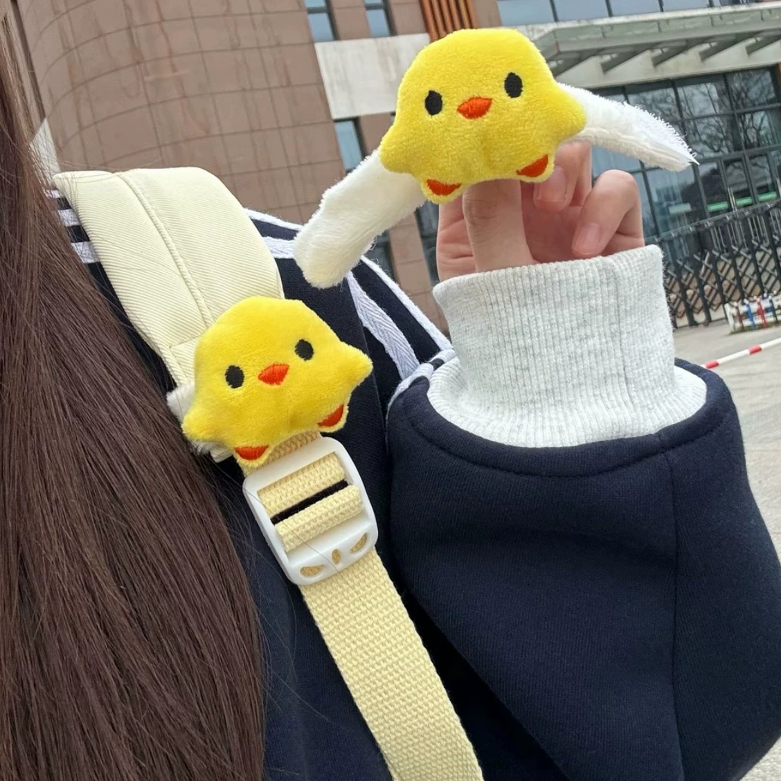 可爱小黄鸡毛绒书包挂件闺蜜礼物