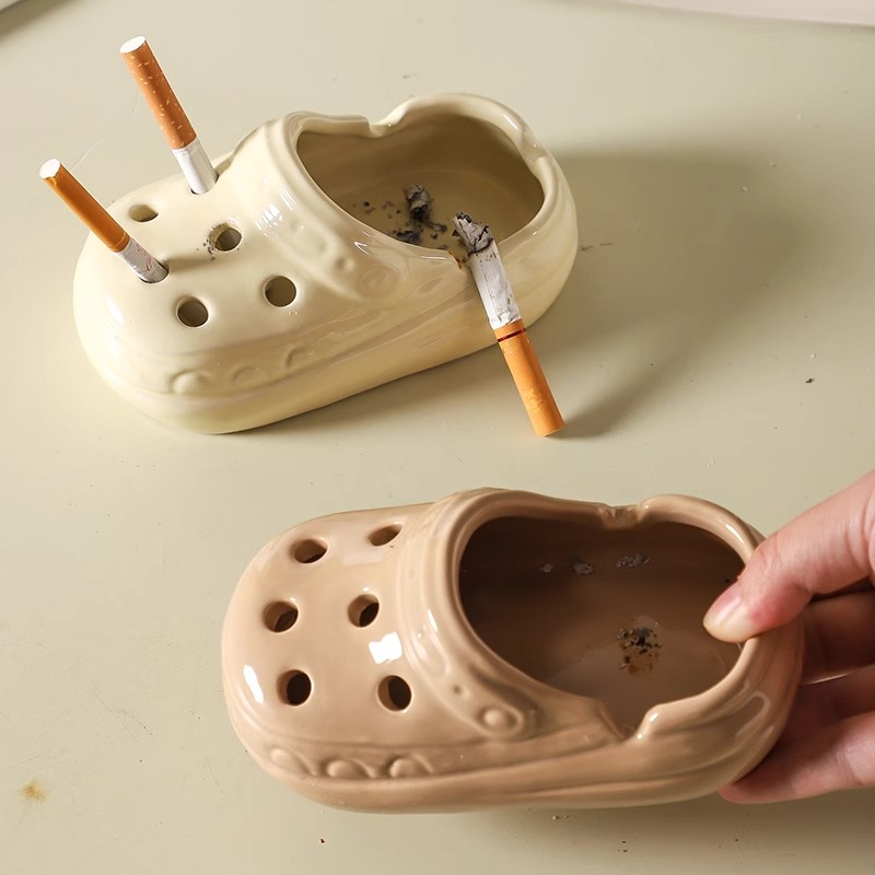 洞洞鞋陶瓷烟灰缸家用客厅茶几