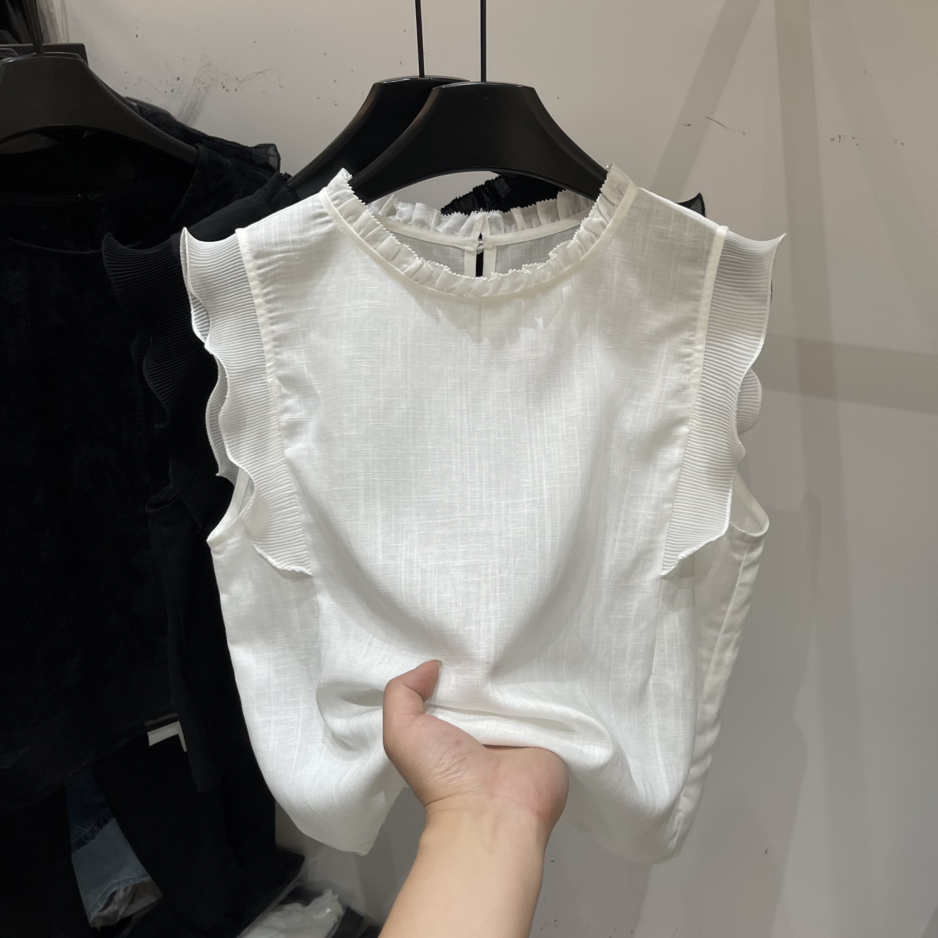 纯色荷叶边褶皱无袖背心女凉爽