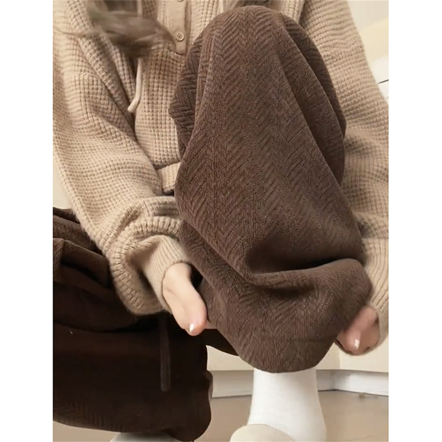 雪尼尔阔腿裤女秋冬季2025新款高腰垂感休闲加绒咖色人字纹针织裤,女装/女士精品,休闲裤,淘宝优惠券,粉丝福利购,淘宝优惠卷