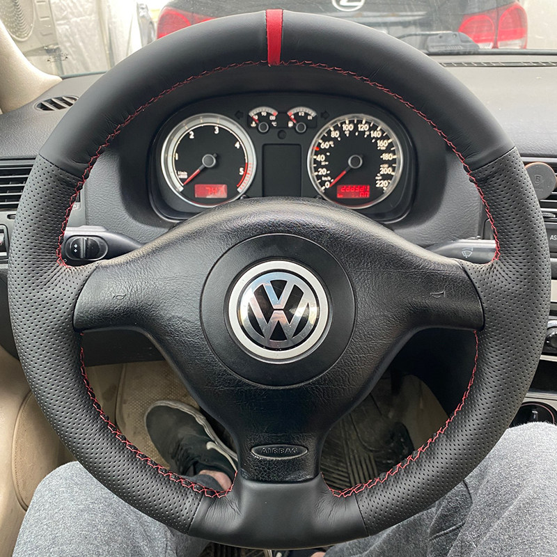 适用MK4高尔夫4方向盘套真皮手缝桑塔纳03款宝来专车把套全包改装