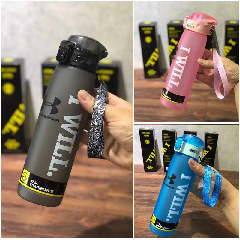 安德瑪UA運動水杯 男女通用健身跑步自行車體育大容量冷水壺包郵在類目 餐飲具, 杯子/水杯/水壺, 隨手杯中 - 來自Buy2taobao.com提供專業的淘寶代購服務