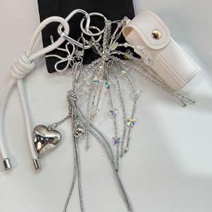 奢华高级感水晶蝴蝶结串珠白包挂饰银白色系扣白色绳带包通用挂件