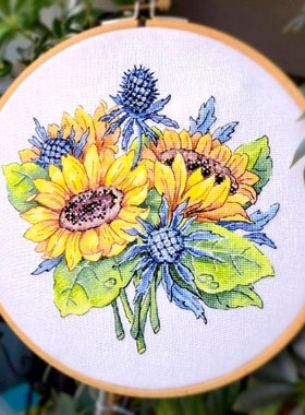小小鱼DMC绣线十字绣套件 B1616三朵向日葵 花卉新品手工刺绣