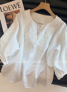 老钱风白色刺绣亚麻v领衬衫女士夏季洋气独特别致苎麻七分袖上衣