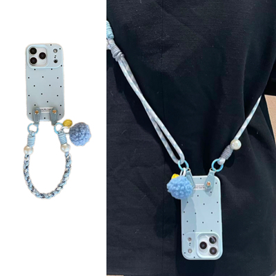 韩系ins春日蓝波点毛绒铃铛手拎绳适用于苹果17手机壳iphone16promax斜挎绳16软15/14套13小众12