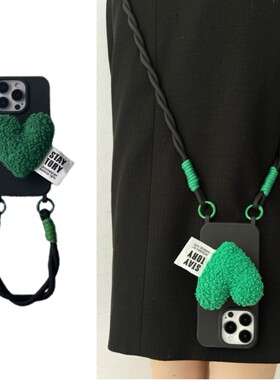 ins秋冬毛绒绿爱心支架手提短绳17苹果15PROMAX/16手机壳11iphone14斜挎背带式绳ip12软13圣诞风XS