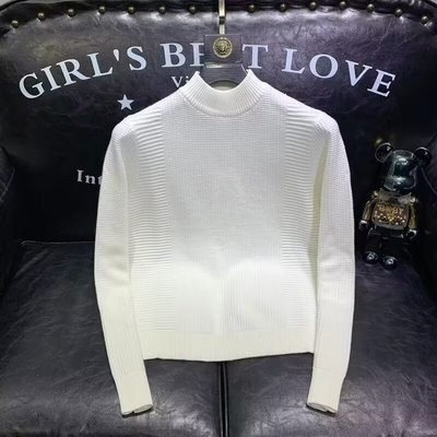 高级感简约保暖半高领针织衫