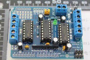 Arduino 电机驱动扩展板 L293D 马达板 motor control shield