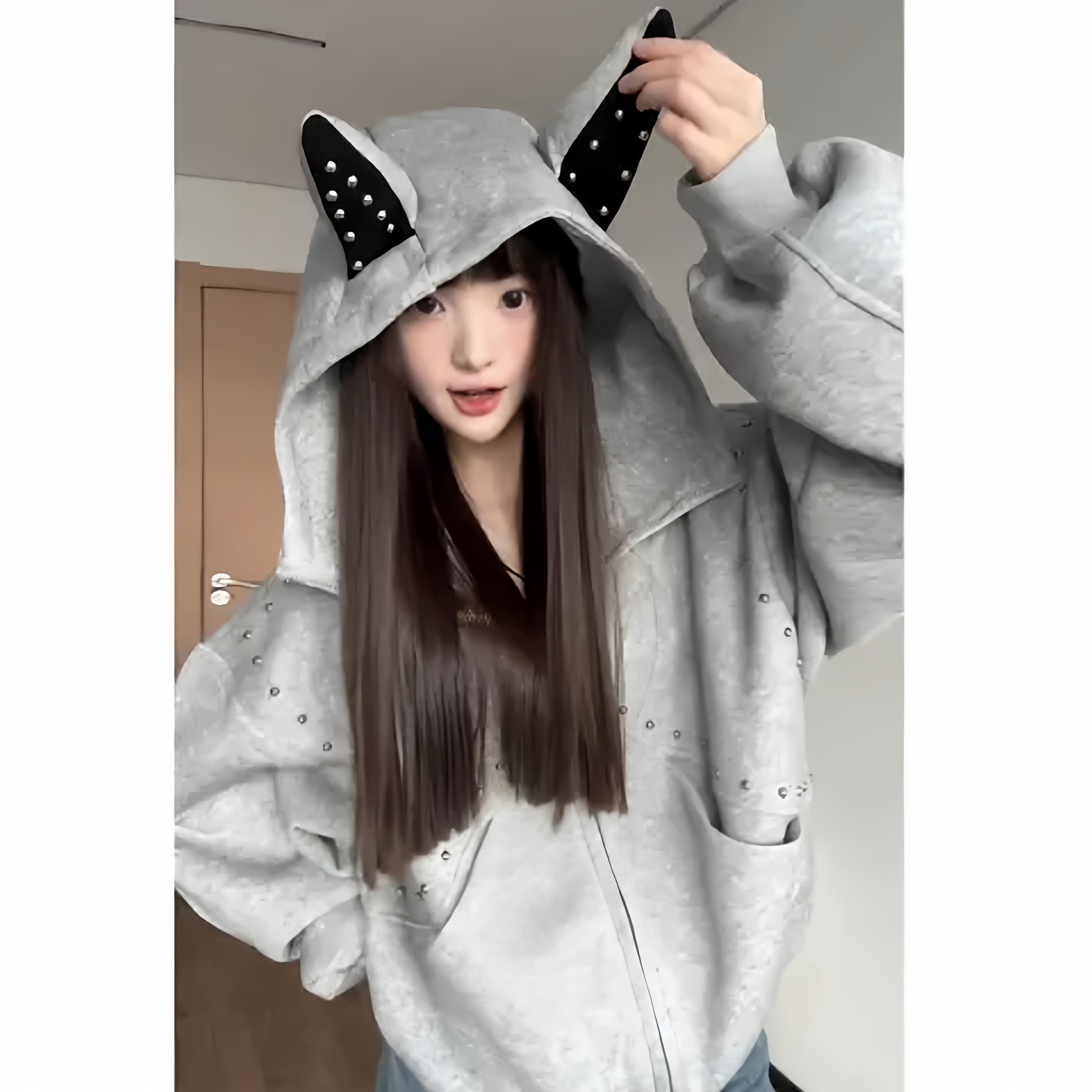 美式铆钉杜宾犬耳朵连帽卫衣女秋季宽松甜酷风设计感短款开衫外套