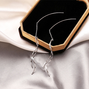 冷淡风耳线耳环