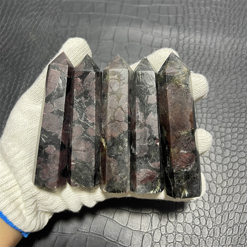 天然烟花石榴石水晶六棱柱摆件原石打磨水晶柱子家居客厅摆设