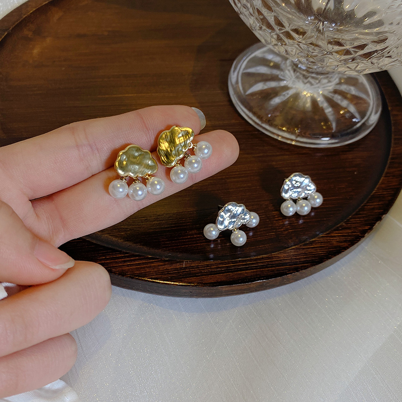 下雨云朵雨滴珍珠耳钉925银针甜美超可爱的小巧短款耳环耳坠耳饰