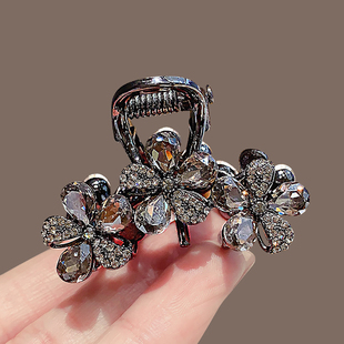 精致黑色水晶蝴蝶鲨鱼夹小号高级感后脑勺半扎发夹抓夹刘海边夹子