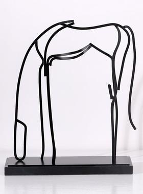 现代抽象马金属线条动物摆件样板间家居客厅书房铁线手掌艺术饰品