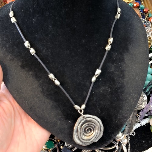 手工玫瑰吊坠链条有刻字