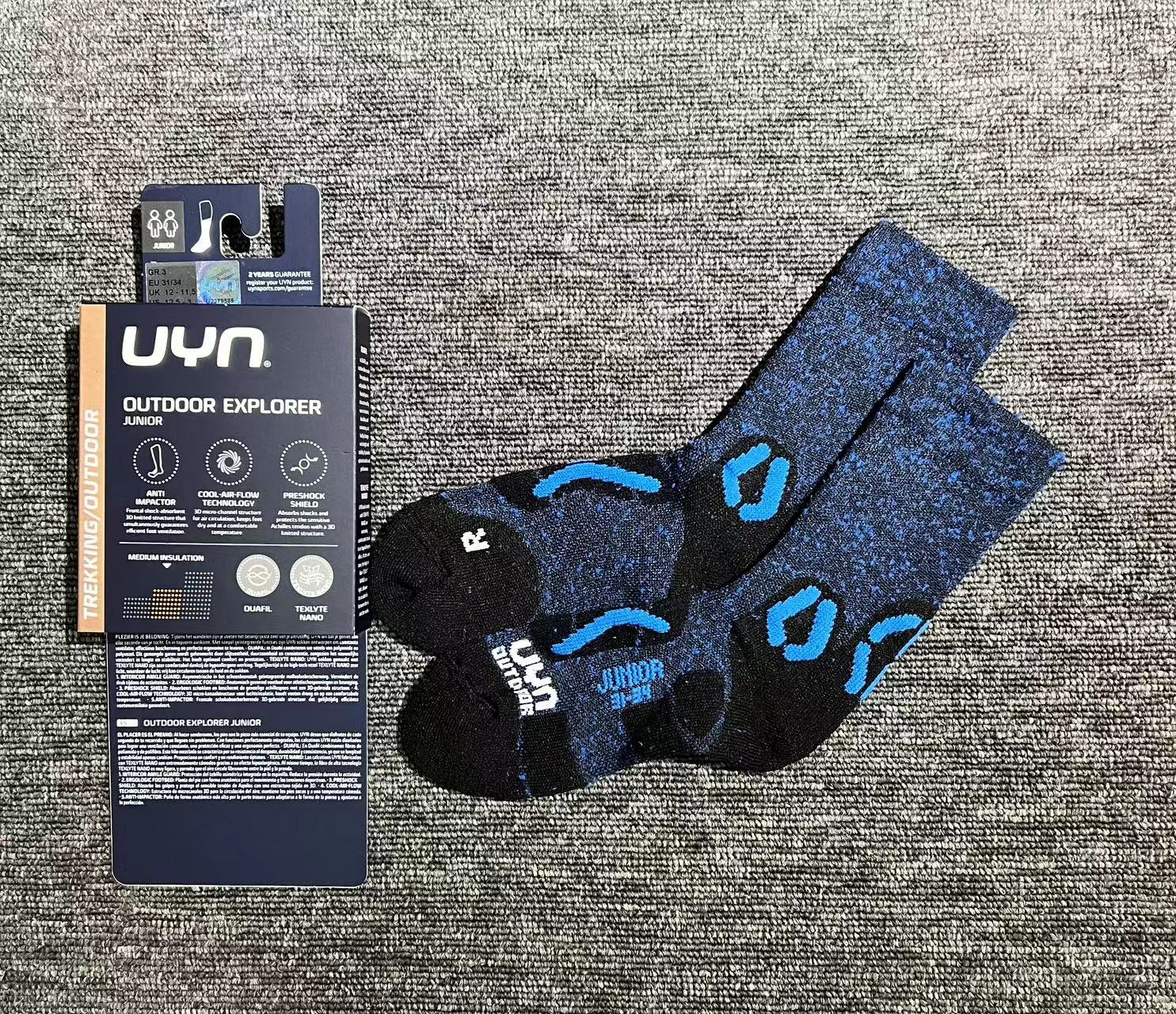 现货促销UYN儿童运动户外中帮袜跑步徒步健身体能训练滑冰日常