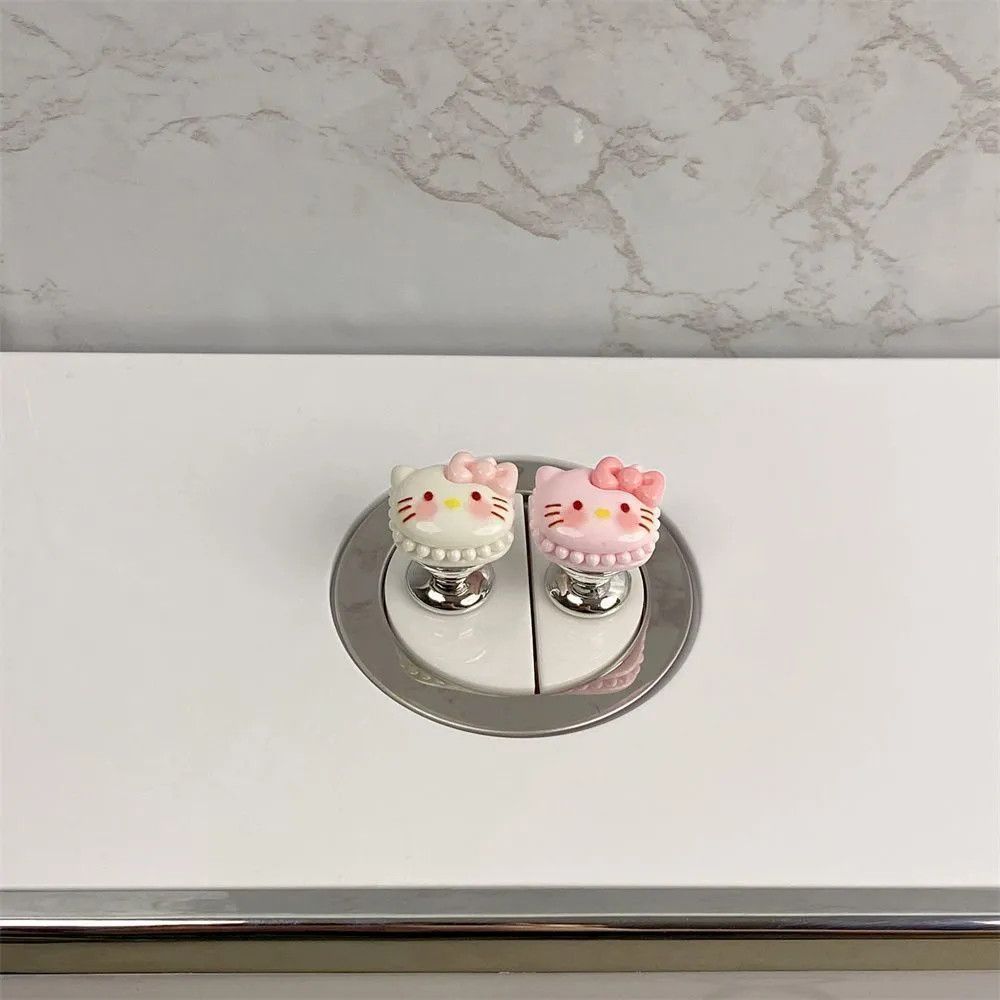 可爱KT猫马桶按压器按钮长指甲辅助神器按键防水通用水箱小号