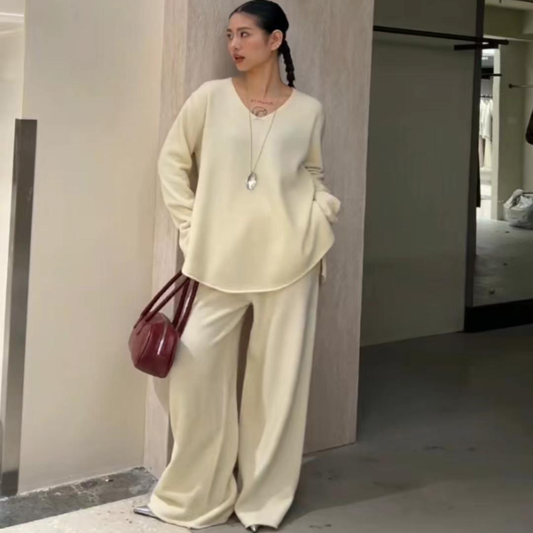 高端2025秋冬新款羊绒针织套装女毛衣宽松阔腿裤时尚羊毛两件套潮