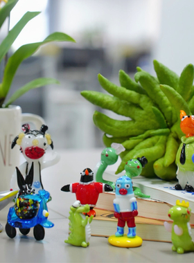 人间遗珠可爱古灵精怪琉璃摆件